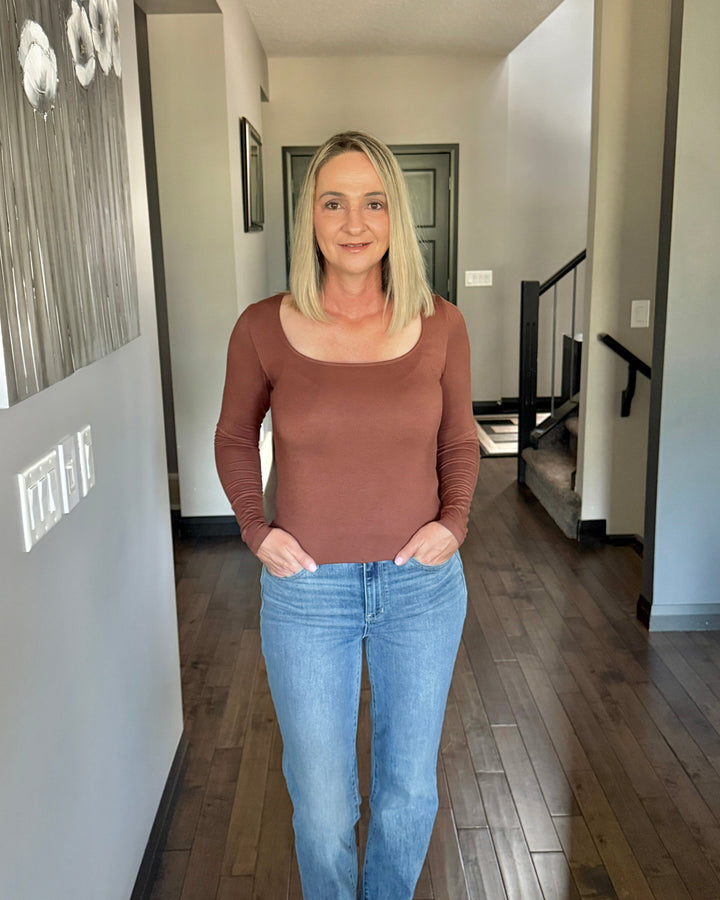 Michelle Mae | Alyssa Long Sleeve Top | Brown