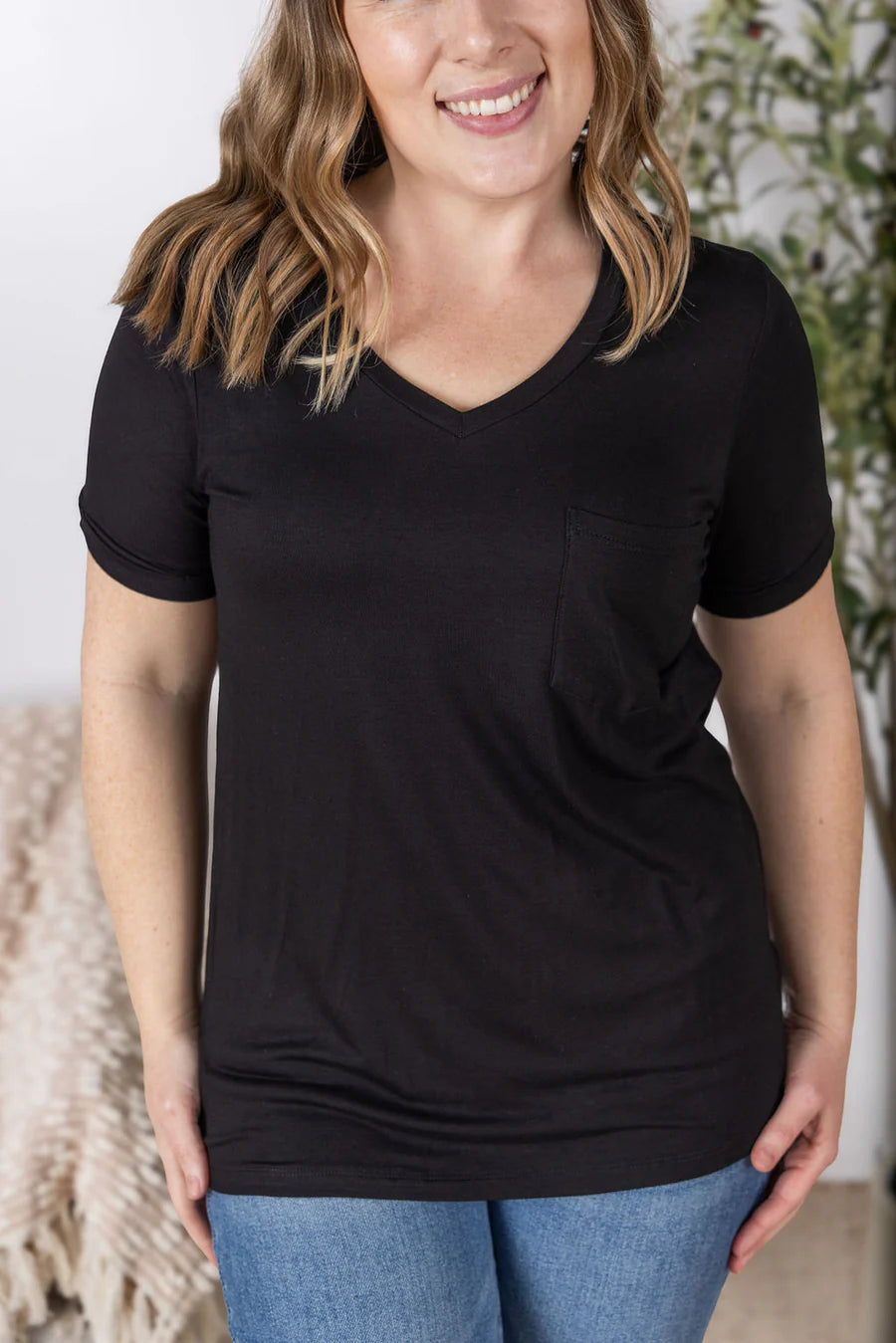 Michelle Mae | Sophie Pocket Tee | Black