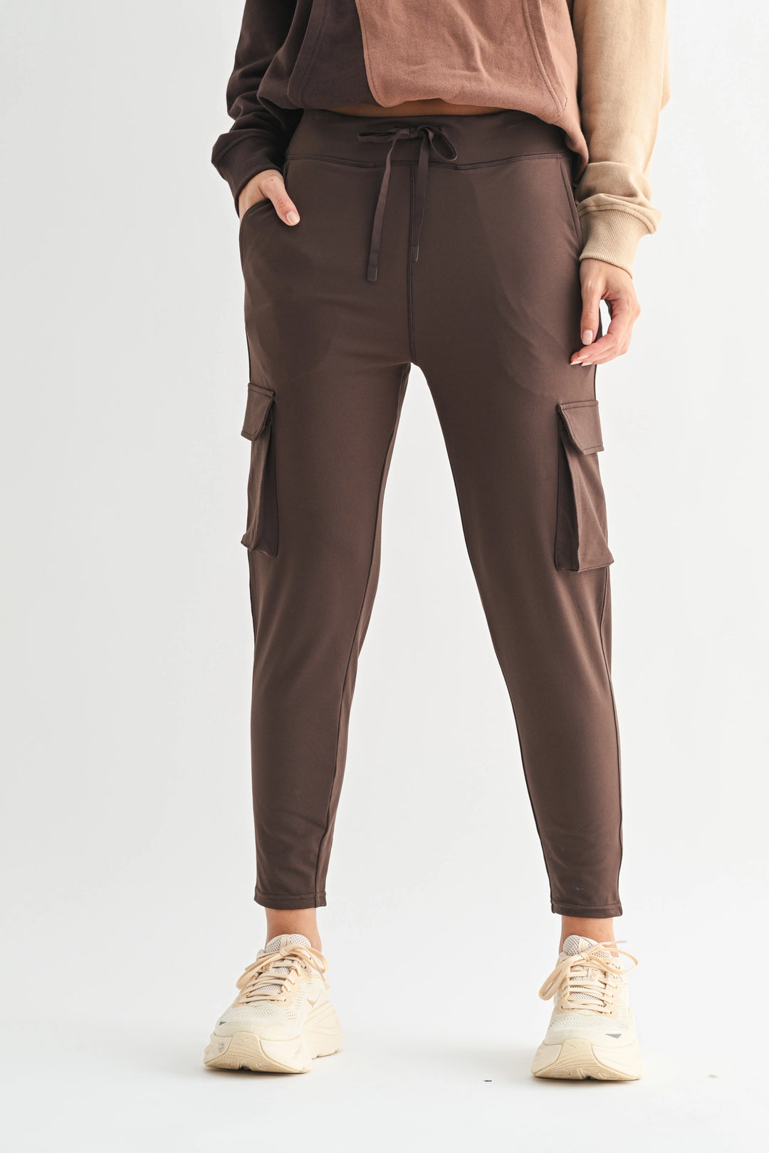 Venice Slim Fit Cargo Jogger | Espresso