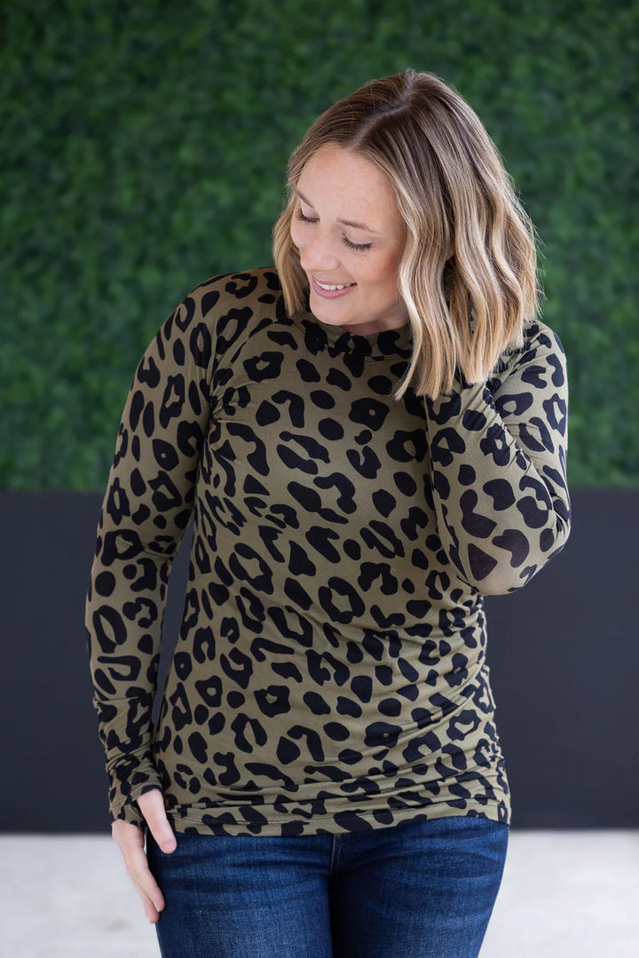 Michelle Mae | Blair Long Sleeve Top | Olive Animal Print