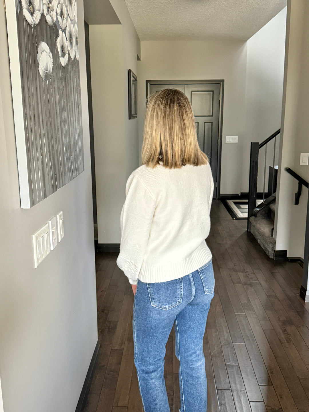 RD Style | Rhiana Floral Embroidered Knit Sweater | Cream