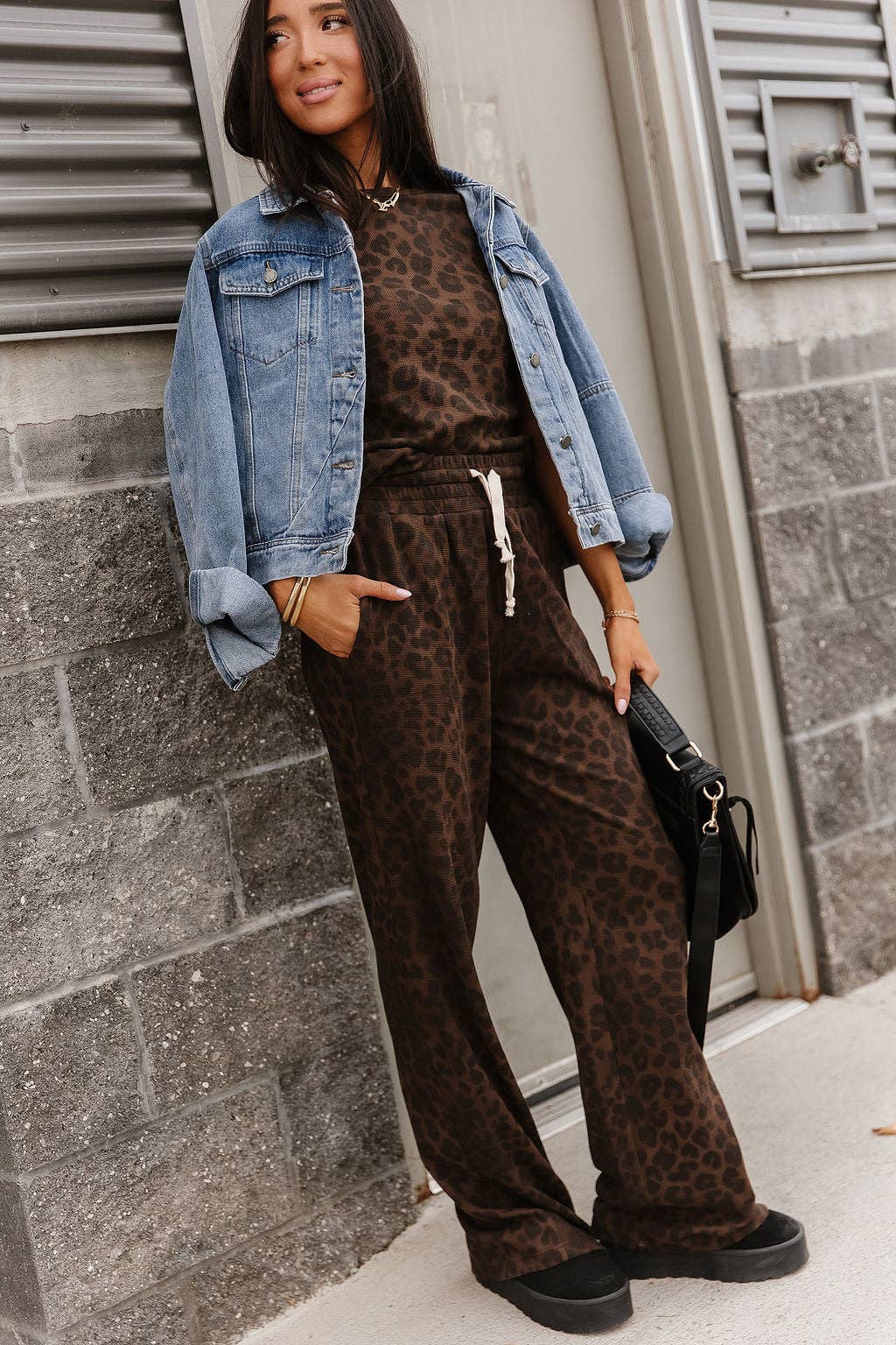 Ampersand Ave | Thermal Lulu Tee | Roam Wild