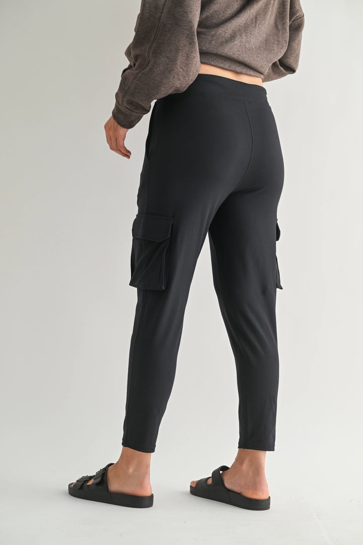Venice Slim Fit Cargo Jogger | Black