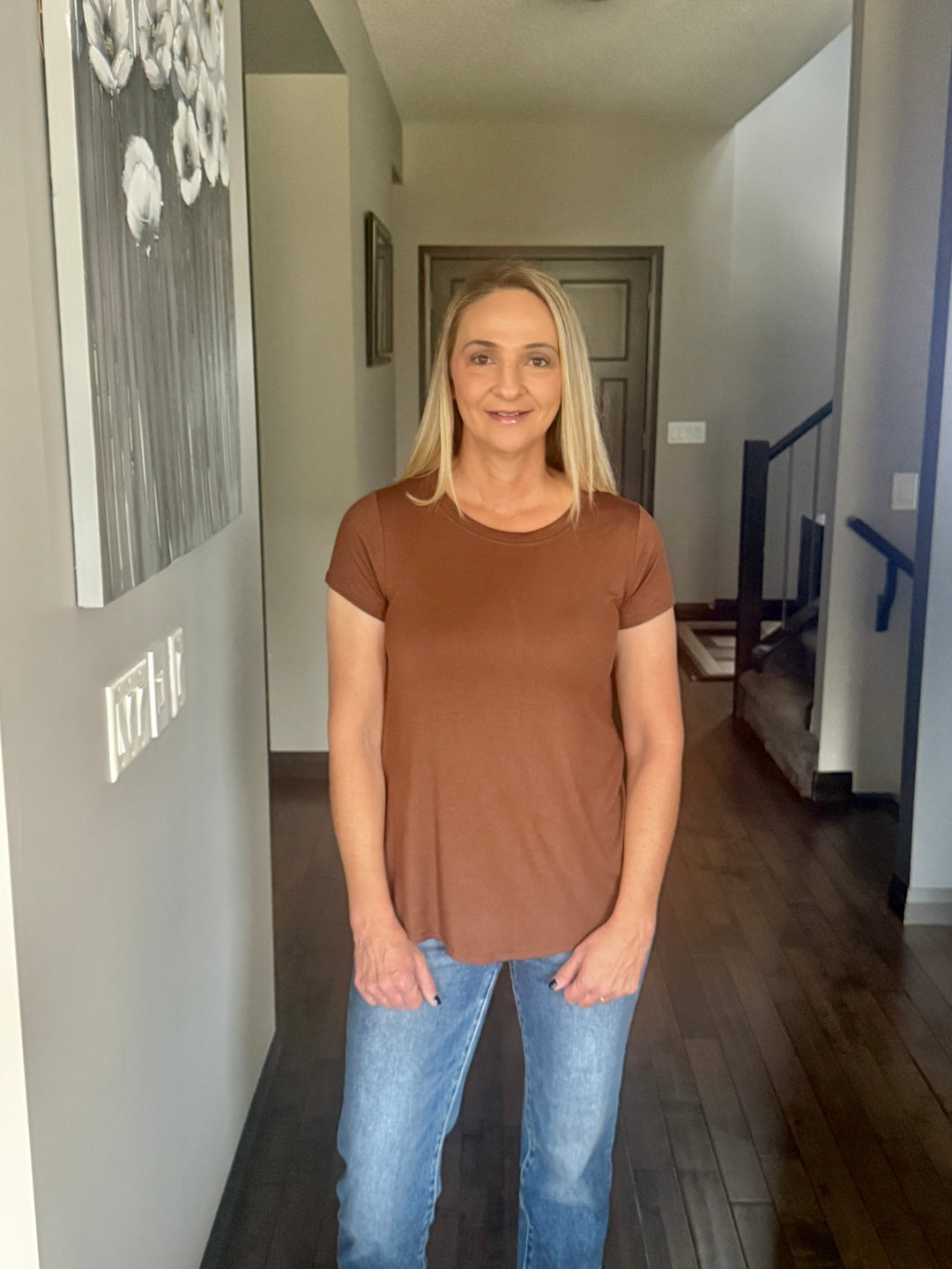 Elly Flowy Casual Tee | Brown