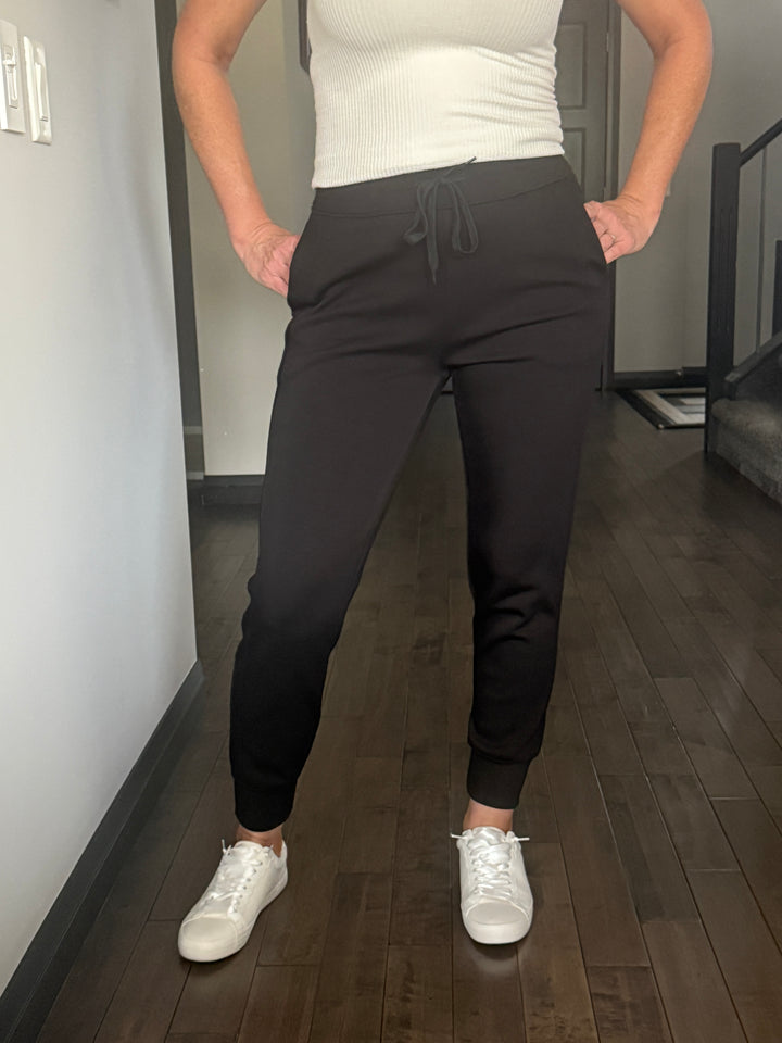 UltraComfy Sporty Joggers | Black