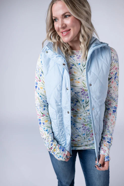 Michelle Mae | Remy Zip Up Vest | Sky Blue