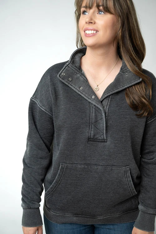 PREORDER  Michelle Mae | Jesse Vintage Wash Snap Pullover | Black
