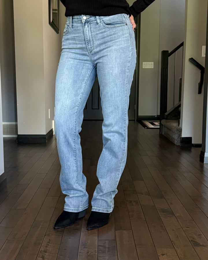 Judy Blue | Haven 90's Straight Leg Jeans