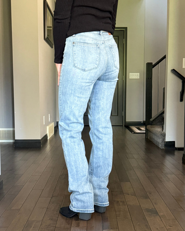 Judy Blue | Haven 90's Straight Leg Jeans