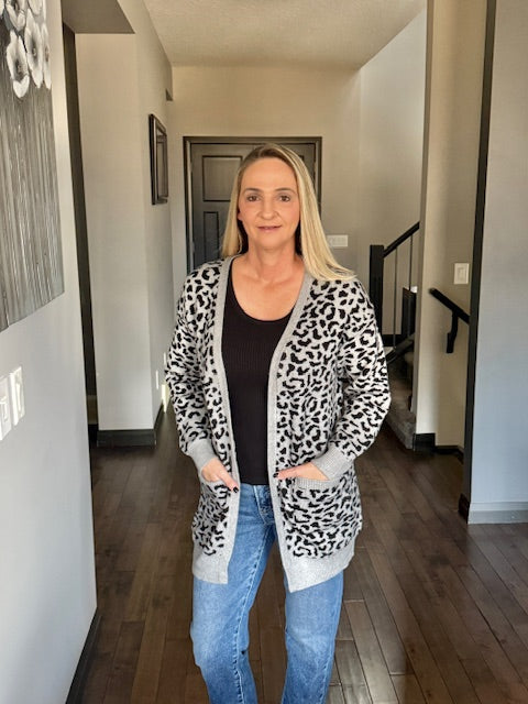 Luxe Wild Leopard Cardigan | Grey