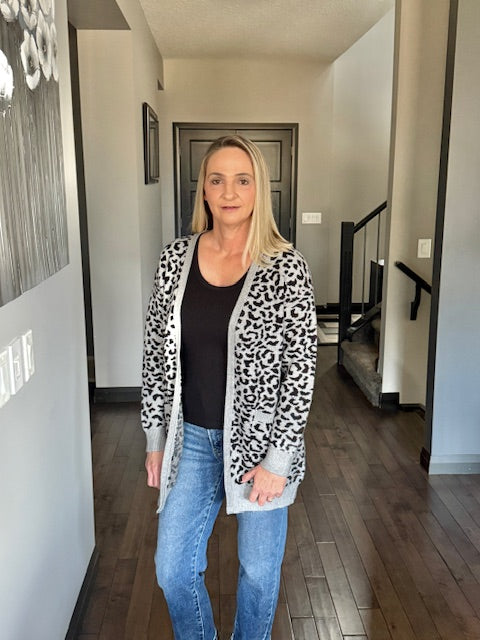 Luxe Wild Leopard Cardigan | Grey