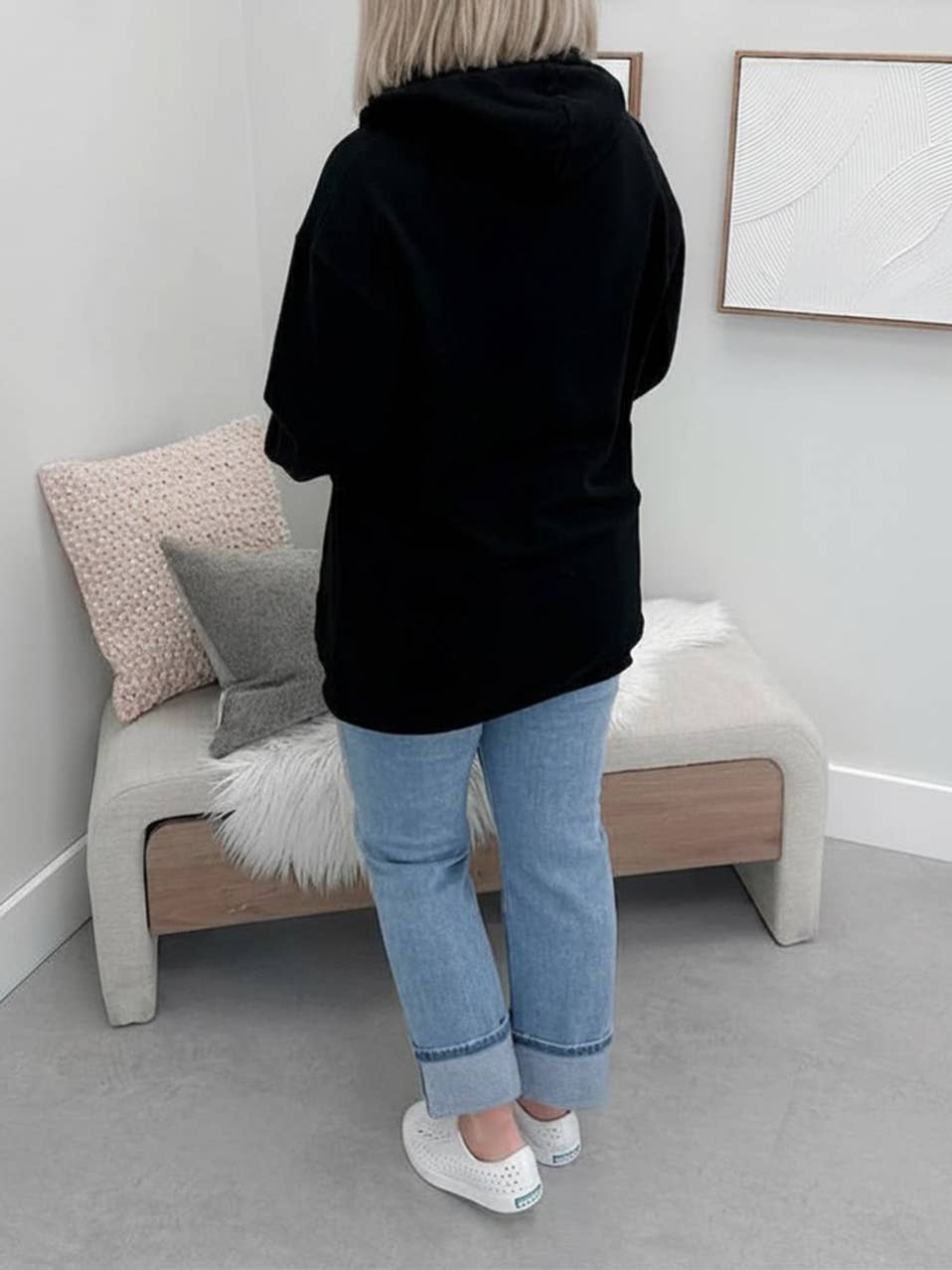 Twenty Nine The Label | 126 Long Line Hoodie | Black