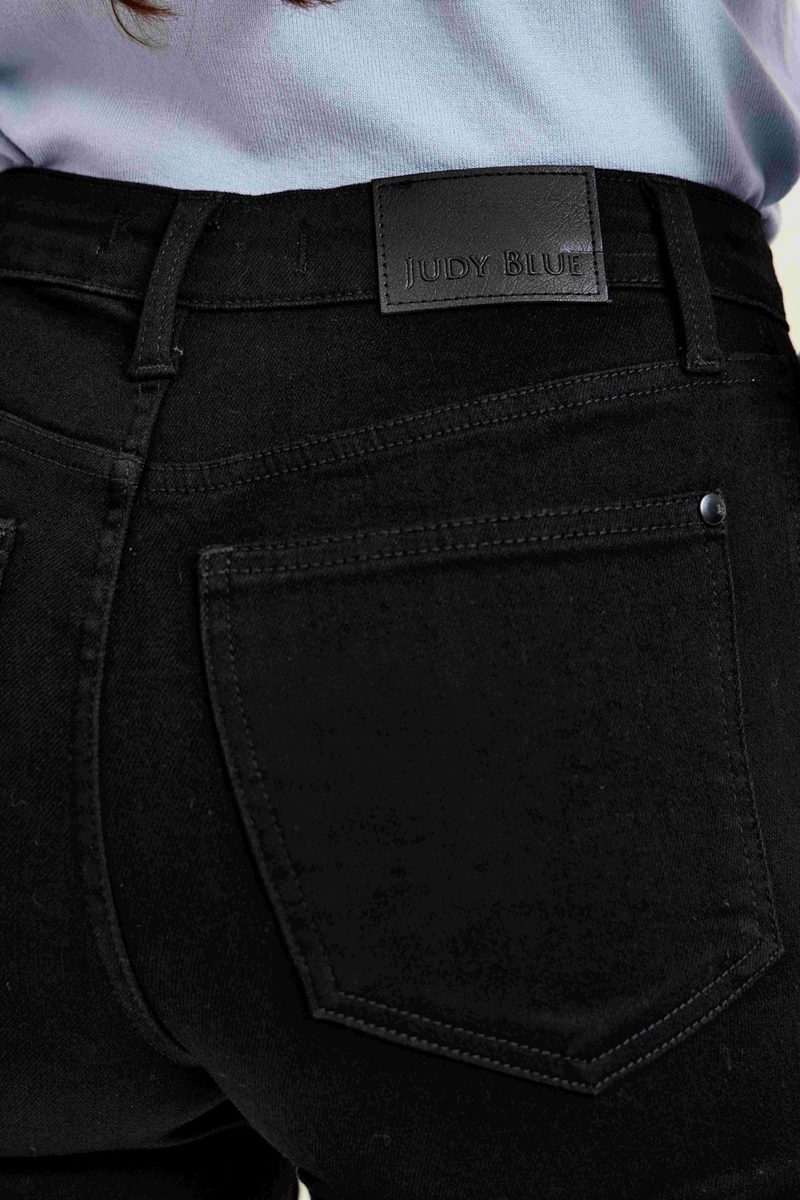 Judy Blue | Kimberly Tummy Control Straight Leg Jeans | Black Edit